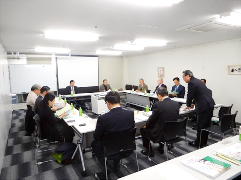 写真1：2018年12月3日最終審査員会議　斎藤専務理事挨拶